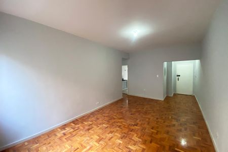 Apartamento à venda com 109m², 3 quartos e sem vaga Apartamento à venda com 109m², 3 quartos e sem vagaSala