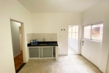 Apartamento à venda com 109m², 3 quartos e sem vaga Apartamento à venda com 109m², 3 quartos e sem vagaCozinha