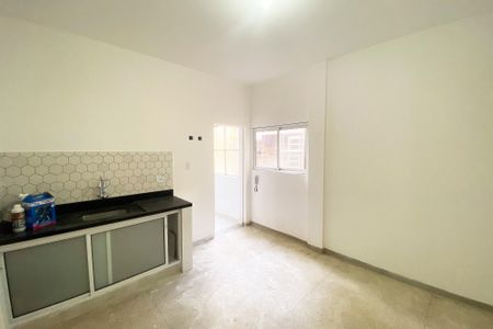 Apartamento à venda com 109m², 3 quartos e sem vaga Apartamento à venda com 109m², 3 quartos e sem vagaCozinha
