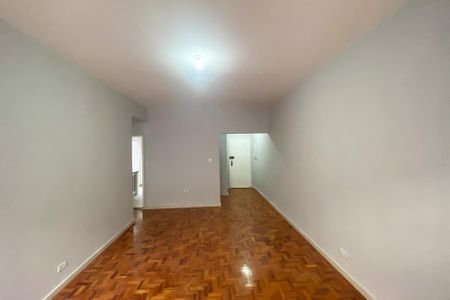 Apartamento à venda com 109m², 3 quartos e sem vaga Apartamento à venda com 109m², 3 quartos e sem vagaSala