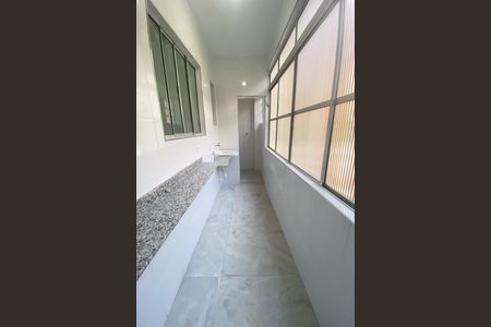 Apartamento à venda com 109m², 3 quartos e sem vaga Apartamento à venda com 109m², 3 quartos e sem vagaLavanderia