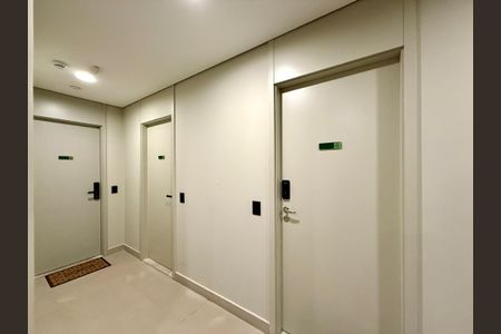 Studio para alugar com 25m², 0 quarto e sem vagaHall