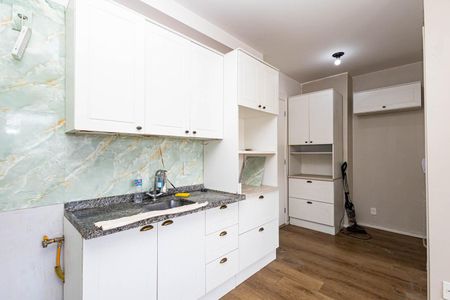 Apartamento à venda com 36m², 2 quartos e sem vaga Apartamento à venda com 36m², 2 quartos e sem vagaCozinha