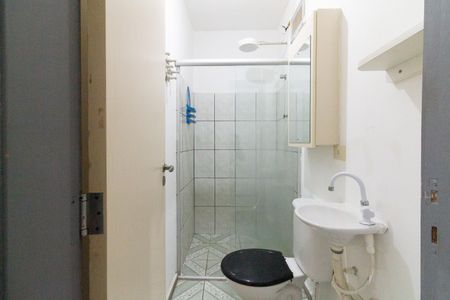 Banheiro de apartamento para alugar com 1 quarto, 30m² em Jardim Esmeralda, São Paulo