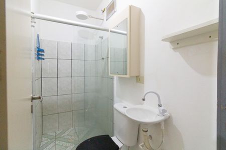 Banheiro de apartamento para alugar com 1 quarto, 30m² em Jardim Esmeralda, São Paulo