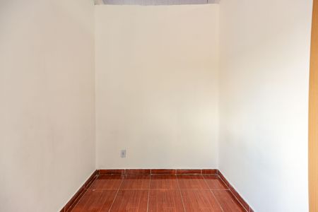 Quarto  de casa para alugar com 2 quartos, 30m² em Jardim Esmeralda, São Paulo