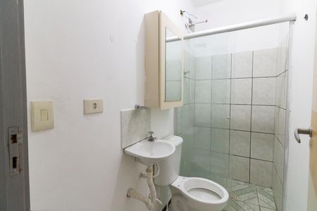 Banheiro de apartamento para alugar com 1 quarto, 30m² em Jardim Esmeralda, São Paulo
