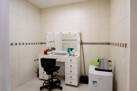 Casa de condomínio à venda com 1700m², 4 quartos e 3 vagasSalinha Suíte 2