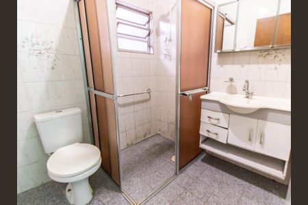 Casa para alugar com 50m², 2 quartos e sem vaga Casa para alugar com 50m², 2 quartos e sem vagaBanheiro Social