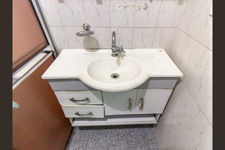 Casa para alugar com 50m², 2 quartos e sem vaga Casa para alugar com 50m², 2 quartos e sem vagaBanheiro Social