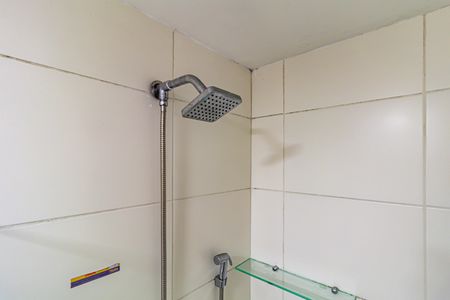 Apartamento à venda com 50m², 2 quartos e 1 vagaSuite - Banheiro