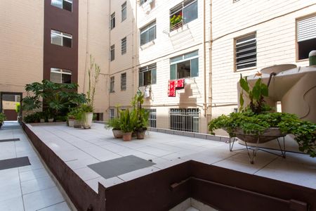 Apartamento para alugar com 57m², 3 quartos e 1 vagaÁrea comum 