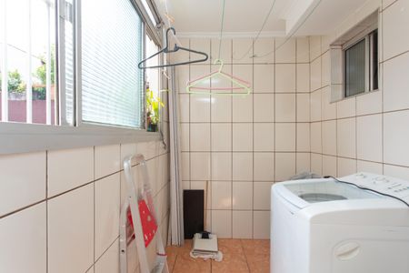 Apartamento para alugar com 57m², 3 quartos e 1 vagaÁrea de Serviço 