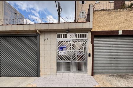 Apartamento para alugar com 57m², 3 quartos e 1 vagaFachada 