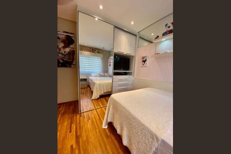 Apartamento à venda com 213m², 4 quartos e 3 vagas