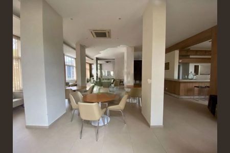 Apartamento à venda com 213m², 4 quartos e 3 vagas