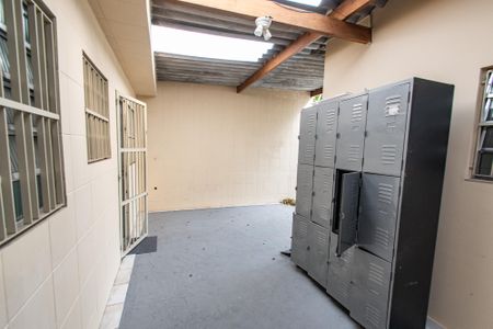 Casa à venda com 137m², 8 quartos e 6 vagasÁrea de serviço