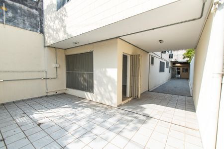Casa à venda com 137m², 8 quartos e 6 vagasGaragem