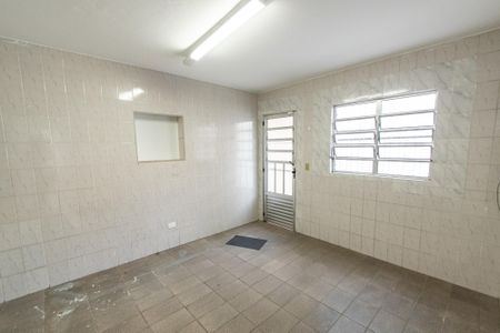 Casa à venda com 137m², 8 quartos e 6 vagasCopa