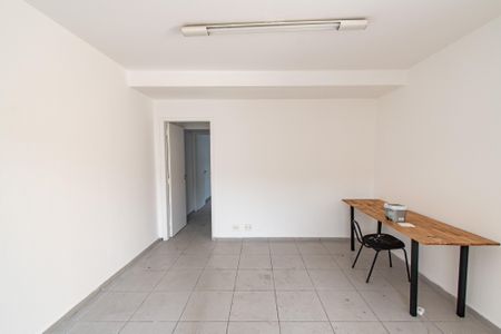 Casa à venda com 137m², 8 quartos e 6 vagasSala