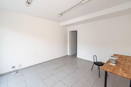 Casa à venda com 137m², 8 quartos e 6 vagasSala