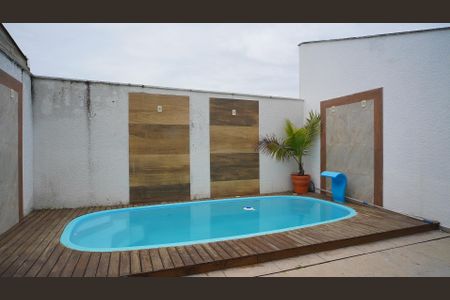 Casa para alugar com 180m², 3 quartos e 2 vagas Casa para alugar com 180m², 3 quartos e 2 vagasPiscina