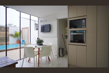 Casa para alugar com 180m², 3 quartos e 2 vagas Casa para alugar com 180m², 3 quartos e 2 vagasÁrea gourmet