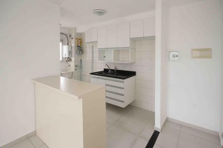 Apartamento à venda com 67m², 3 quartos e 2 vagasCozinha