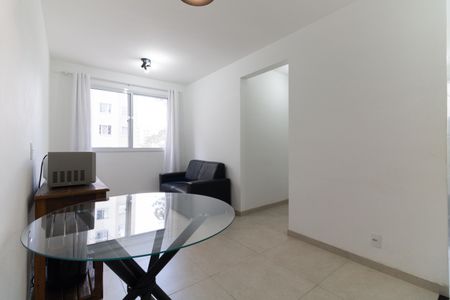 Sala de apartamento para alugar com 2 quartos, 41m² em Jardim São Savério, São Paulo
