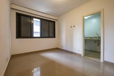 Apartamento à venda com 160m², 3 quartos e 3 vagas Apartamento à venda com 160m², 3 quartos e 3 vagasSuíte