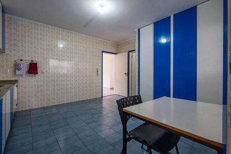 Apartamento à venda com 160m², 3 quartos e 3 vagas Apartamento à venda com 160m², 3 quartos e 3 vagasCozinha