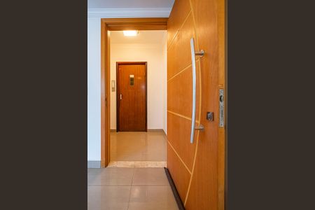 Apartamento à venda com 160m², 3 quartos e 3 vagas Apartamento à venda com 160m², 3 quartos e 3 vagasSala - Hall de Entrada