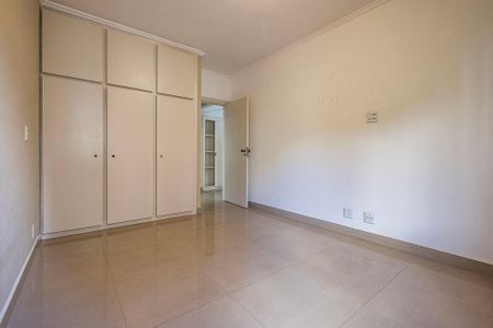 Apartamento à venda com 160m², 3 quartos e 3 vagas Apartamento à venda com 160m², 3 quartos e 3 vagasQuarto 2