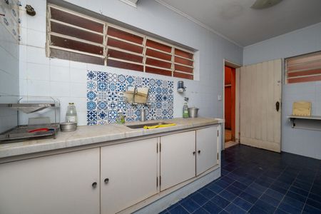 Casa à venda com 188m², 4 quartos e 2 vagas Casa à venda com 188m², 4 quartos e 2 vagasCozinha