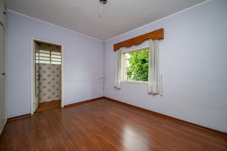 Casa à venda com 188m², 4 quartos e 2 vagas Casa à venda com 188m², 4 quartos e 2 vagasSuíte