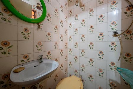 Casa à venda com 188m², 4 quartos e 2 vagas Casa à venda com 188m², 4 quartos e 2 vagasBanheiro de serviço