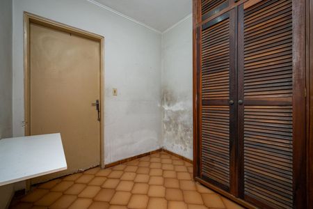 Casa à venda com 188m², 4 quartos e 2 vagas Casa à venda com 188m², 4 quartos e 2 vagasQuarto de Serviço
