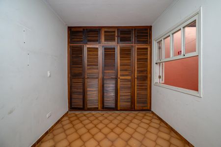Casa à venda com 188m², 4 quartos e 2 vagas Casa à venda com 188m², 4 quartos e 2 vagasQuarto 3
