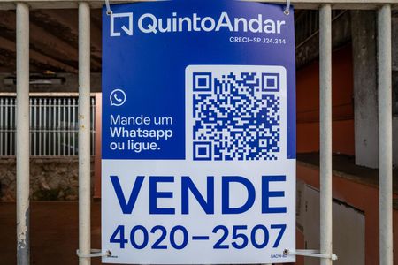 Casa à venda com 188m², 4 quartos e 2 vagas Casa à venda com 188m², 4 quartos e 2 vagasPlaquinha SACW-82