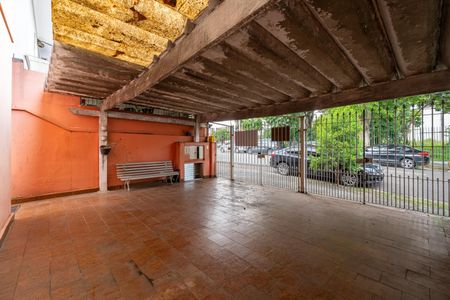 Casa à venda com 188m², 4 quartos e 2 vagas Casa à venda com 188m², 4 quartos e 2 vagasGaragem