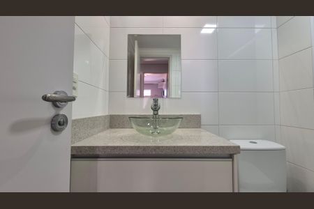 Apartamento à venda com 72m², 2 quartos e 2 vagas Apartamento à venda com 72m², 2 quartos e 2 vagasBanheiro Social
