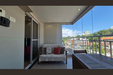 Apartamento à venda com 72m², 2 quartos e 2 vagas Apartamento à venda com 72m², 2 quartos e 2 vagasSala