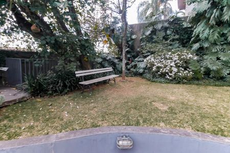 Casa à venda com 700m², 3 quartos e 6 vagas Casa à venda com 700m², 3 quartos e 6 vagasJardim