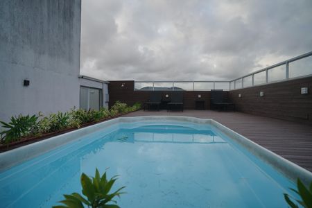 Studio à venda com 38m², 1 quarto e 1 vaga Studio à venda com 38m², 1 quarto e 1 vagaÁrea comum - Piscina
