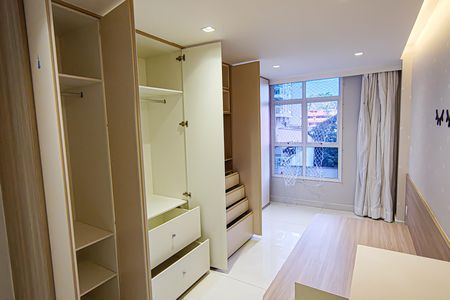 Apartamento à venda com 180m², 4 quartos e 2 vagasQuarto 3