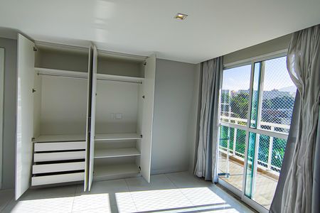 Apartamento à venda com 180m², 4 quartos e 2 vagasQuarto 2