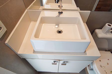 Apartamento à venda com 180m², 4 quartos e 2 vagasBanheiro do Quarto 2