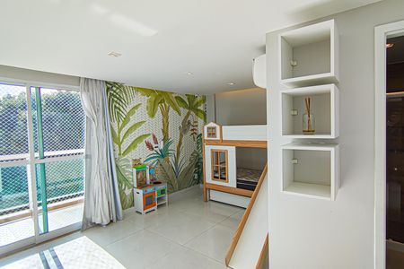 Apartamento à venda com 180m², 4 quartos e 2 vagasQuarto 2