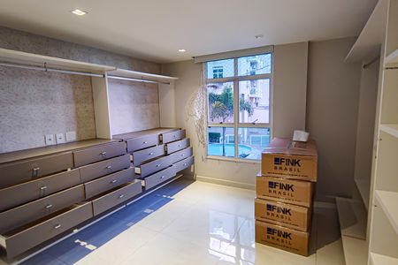 Apartamento à venda com 180m², 4 quartos e 2 vagasQuarto 1