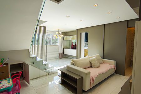 Apartamento à venda com 180m², 4 quartos e 2 vagasSala